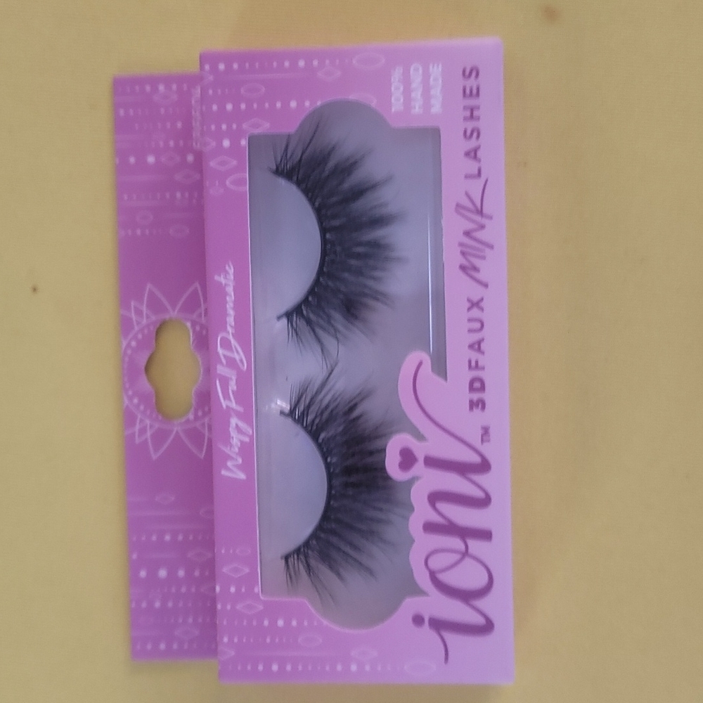 COPY - Lashes